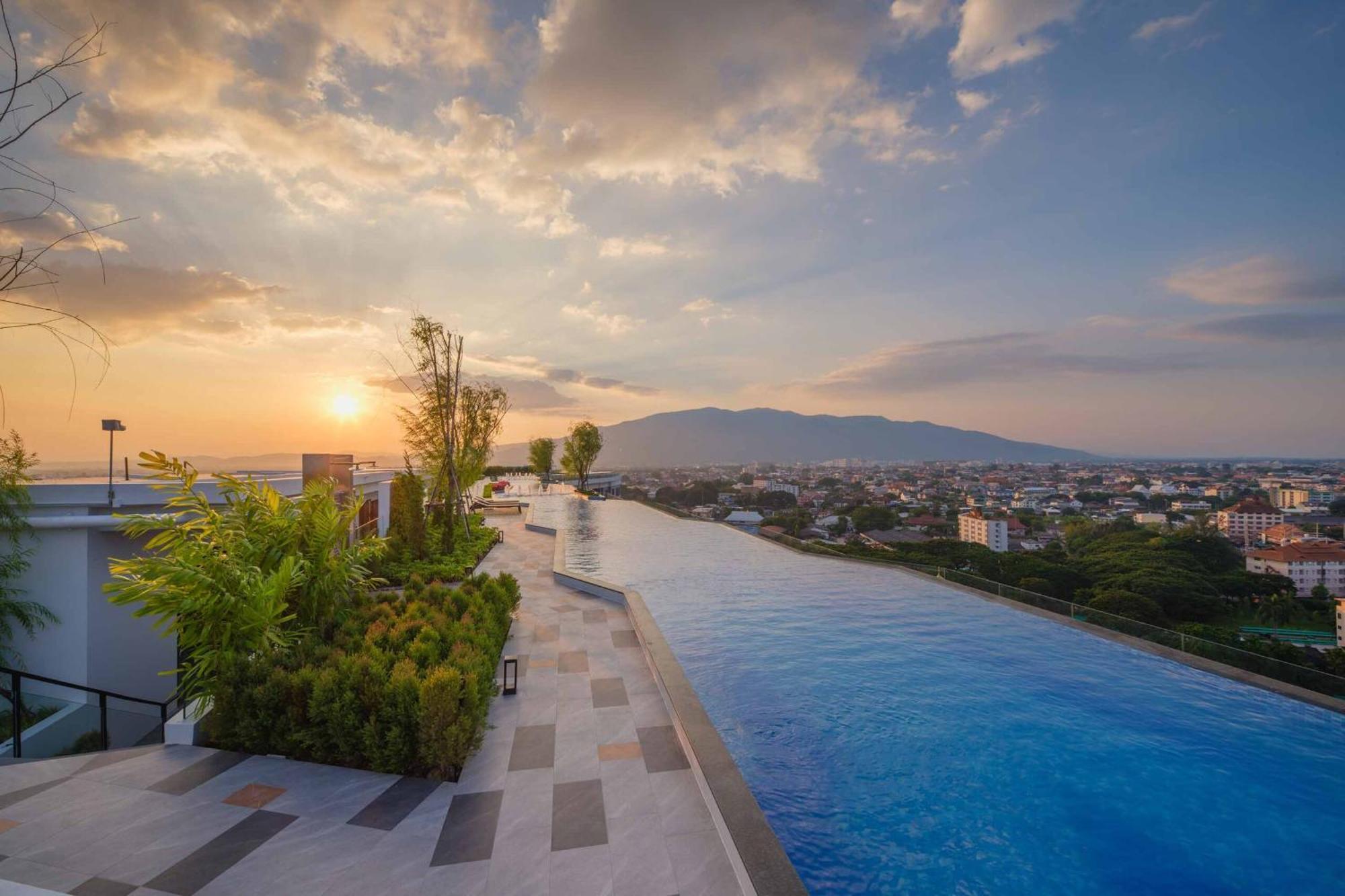 Luxury Condo Astra Sky River Condo Chiang Mai Exterior photo